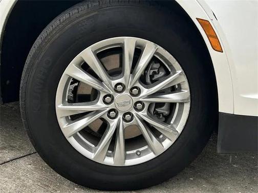 2022 Cadillac XT5 Luxury