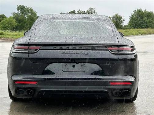 2020 Porsche Panamera GTS