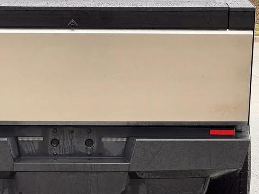 2024 Tesla Cybertruck Cyberbeast