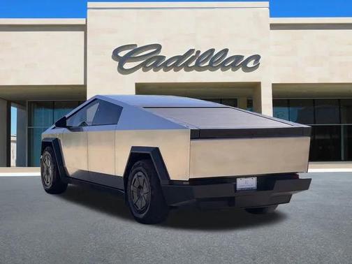 2024 Tesla Cybertruck Cyberbeast
