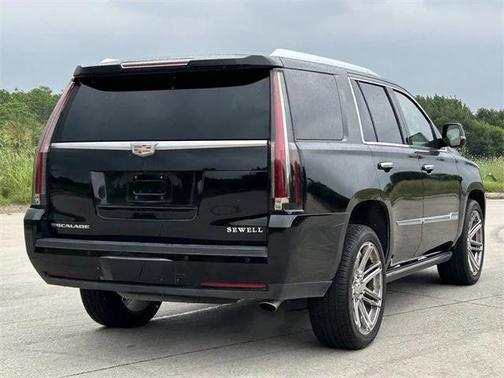 2016 Cadillac Escalade Premium