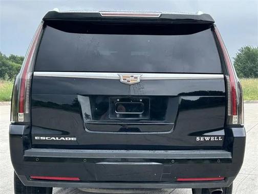 2016 Cadillac Escalade Premium