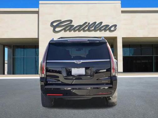 2018 Cadillac Escalade Platinum