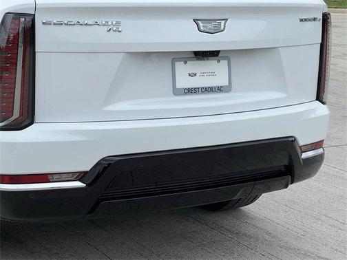 2025 Cadillac Escalade IQ Luxury 1
