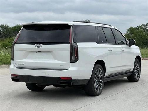 2021 Cadillac Escalade ESV Sport Platinum
