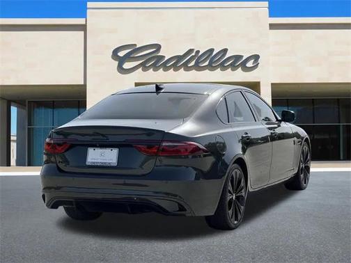 2022 Jaguar XF SE P250 RWD Automatic