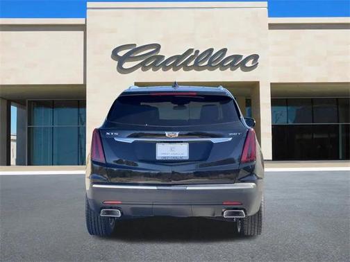 2025 Cadillac XT5 Luxury