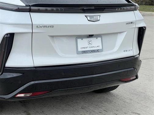 2025 Cadillac LYRIQ Sport 1