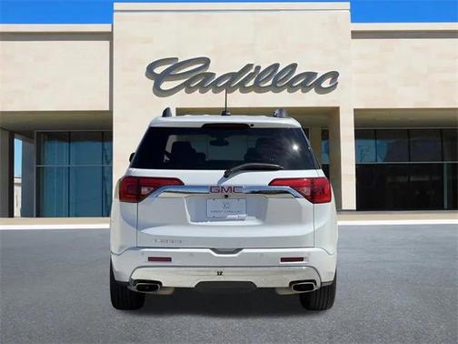 2019 GMC Acadia Denali