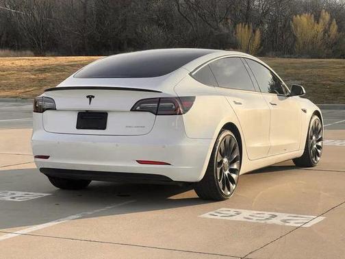 2022 Tesla Model 3 Long Range