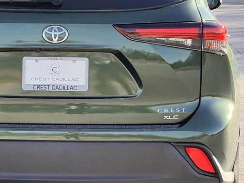 2024 Toyota Highlander XLE