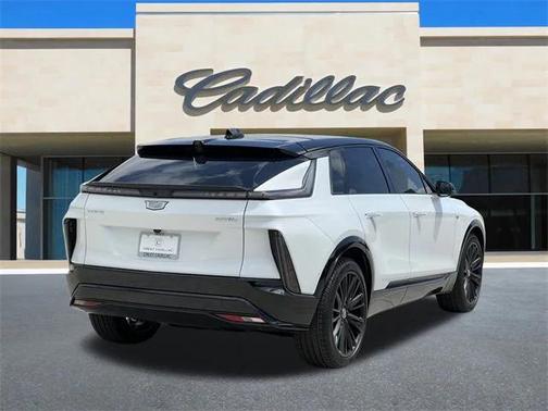 2025 Cadillac LYRIQ Sport 3