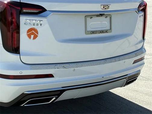 2023 Cadillac XT6 Luxury FWD