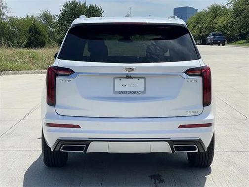 2023 Cadillac XT6 Luxury FWD