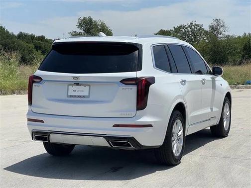 2023 Cadillac XT6 Luxury FWD