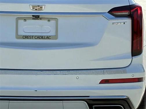 2023 Cadillac XT6 Luxury FWD