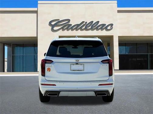 2023 Cadillac XT6 Luxury FWD