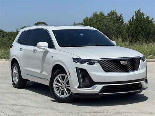 2023 Cadillac XT6 Luxury FWD