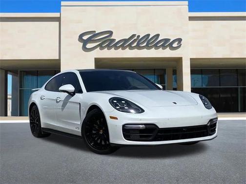 2020 Porsche Panamera GTS