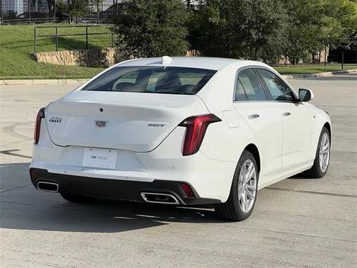 2022 Cadillac CT4 Luxury