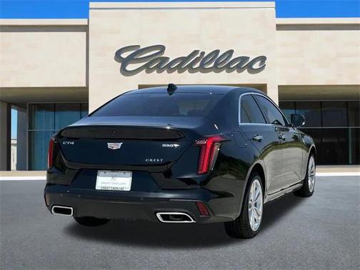 2025 Cadillac CT4 Luxury