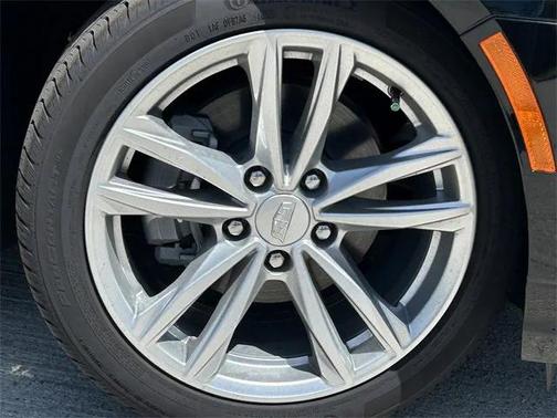 2025 Cadillac CT4 Luxury