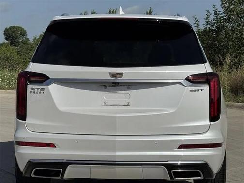 2024 Cadillac XT6 Luxury FWD