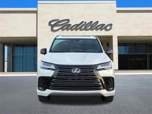 2025 Lexus LX 700h Overtrail