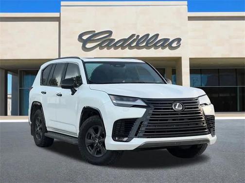 2025 Lexus LX 700h Overtrail