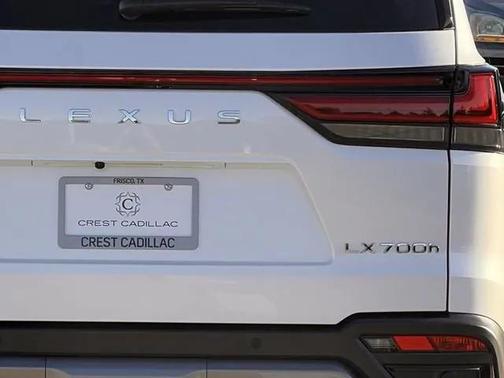 2025 Lexus LX 700h Overtrail