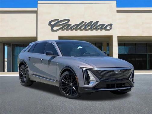 2025 Cadillac LYRIQ Luxury 3