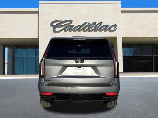 2022 Cadillac Escalade Sport