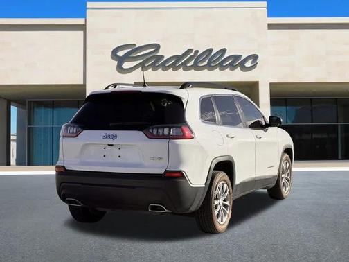 2022 Jeep Cherokee Latitude Lux
