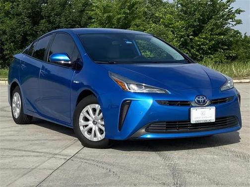 2019 Toyota Prius L