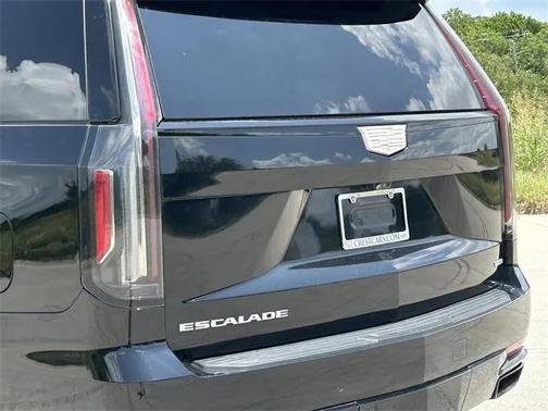 2021 Cadillac Escalade ESV Sport Platinum