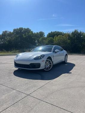 2021 Porsche Panamera NA