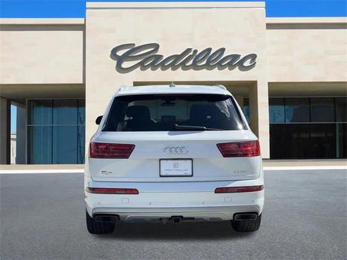 2019 Audi Q7 45 Premium Plus