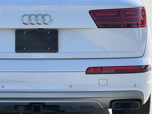 2019 Audi Q7 45 Premium Plus