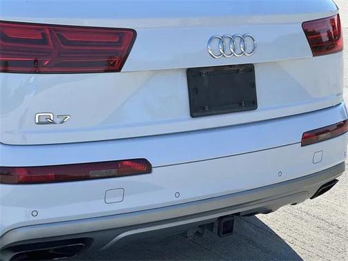 2019 Audi Q7 45 Premium Plus