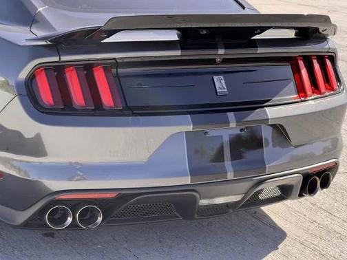 2019 Ford Shelby GT350 Base