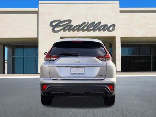 2023 Mitsubishi Eclipse Cross LE