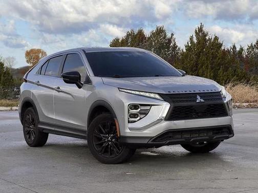 2023 Mitsubishi Eclipse Cross LE
