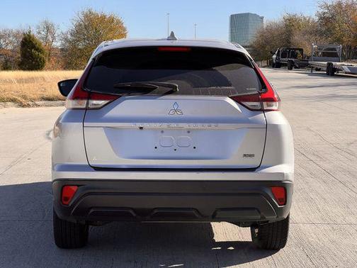 2023 Mitsubishi Eclipse Cross LE
