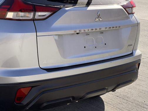 2023 Mitsubishi Eclipse Cross LE