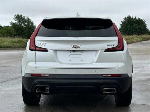 2022 Cadillac XT4 Luxury