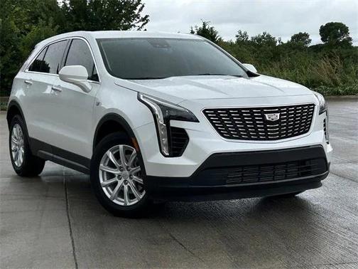 2022 Cadillac XT4 Luxury