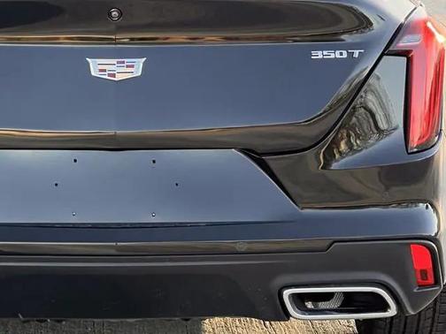 2022 Cadillac CT4 Premium Luxury