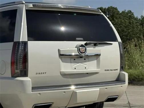 2013 Cadillac Escalade Premium