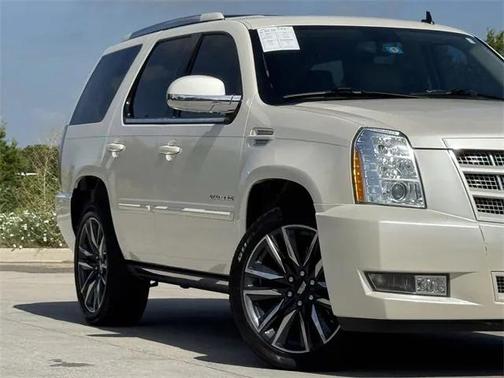 2013 Cadillac Escalade Premium