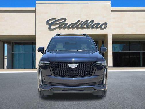 2022 Cadillac Escalade Sport